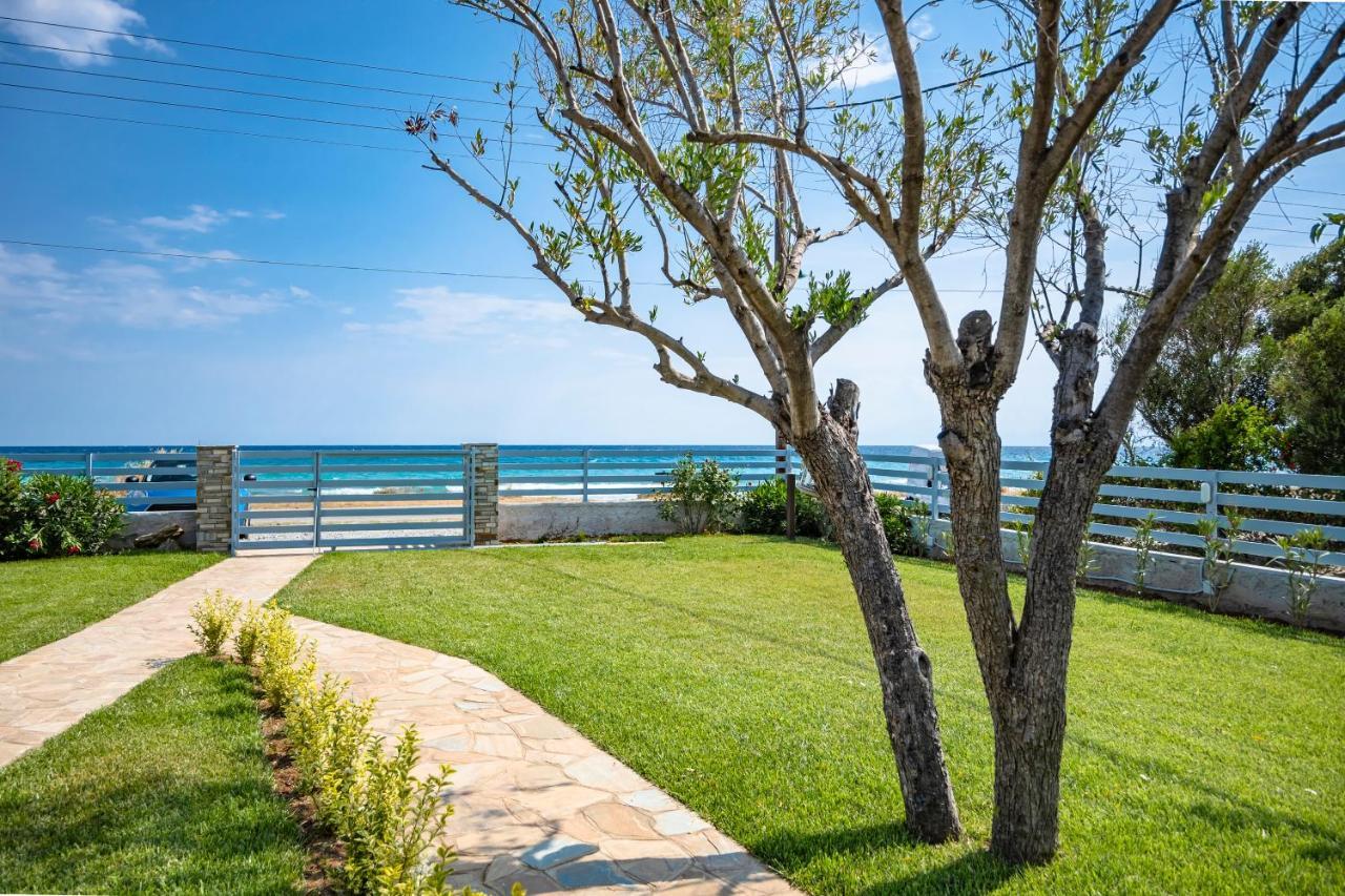 Azzurro Seafront Case de vacanță